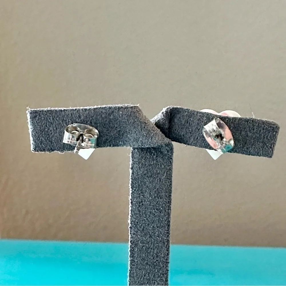 White Pearlescent Heart Shell Post Stud Earrings